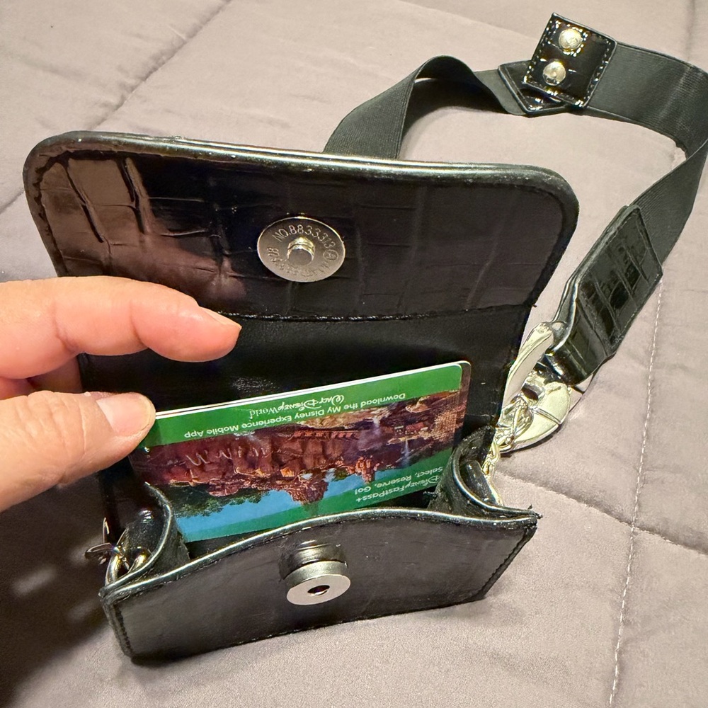 Black Croc-Embossed belt Bag with Silver Chain - Picture 5 of 5